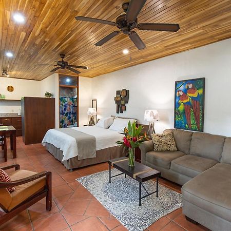 Jungle Creek Aparthotel Manuel Antonio Εξωτερικό φωτογραφία