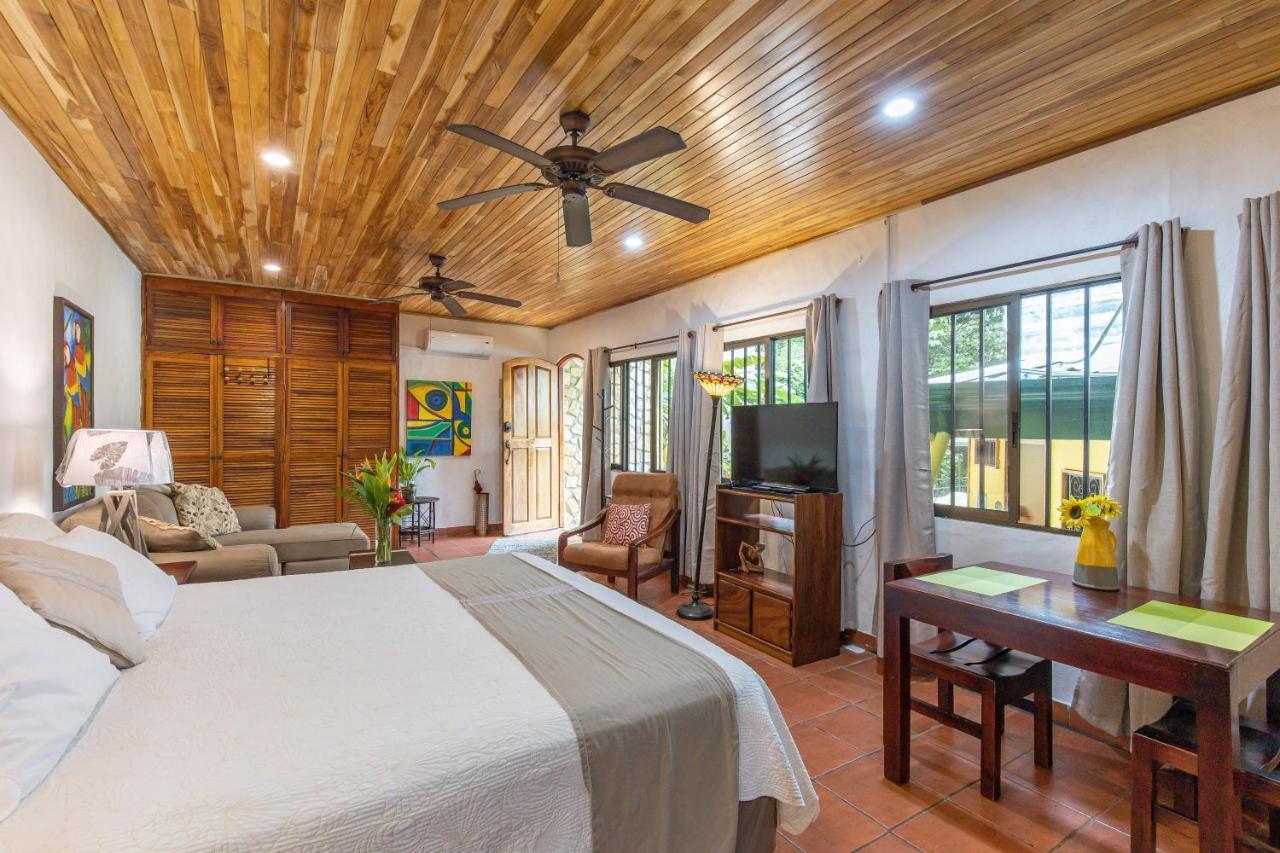 Jungle Creek Aparthotel Manuel Antonio Εξωτερικό φωτογραφία