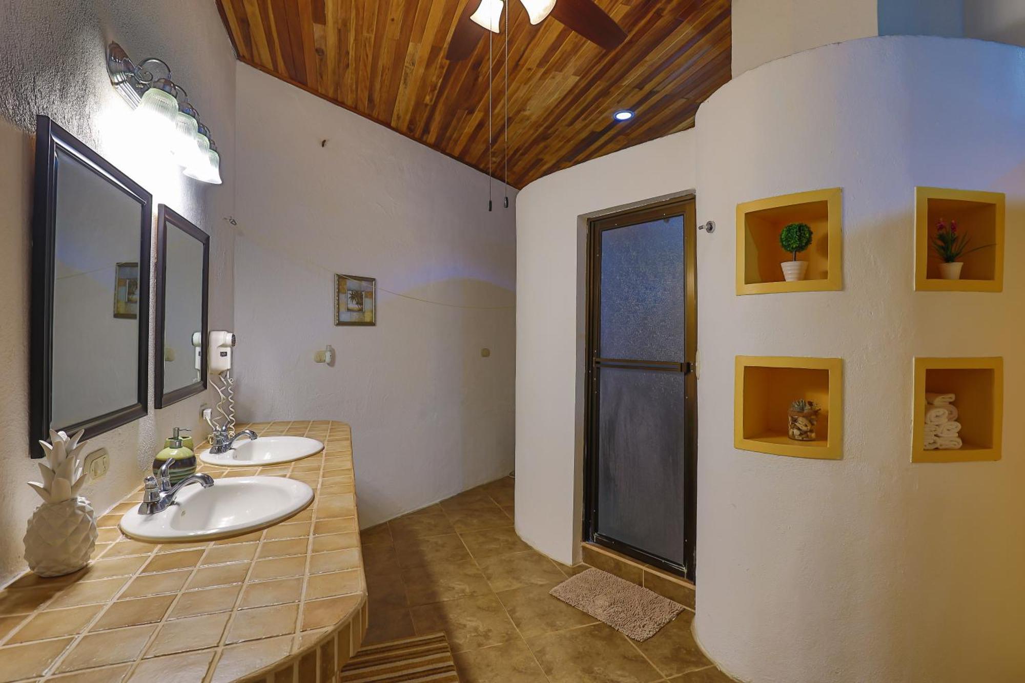 Jungle Creek Aparthotel Manuel Antonio Δωμάτιο φωτογραφία